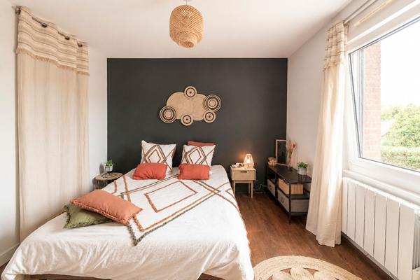 Maison de charme au coeur de Châteaubourg 75 m² | 2 chambres | Belle cour