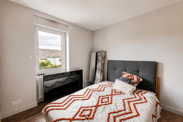 Maison de charme au coeur de Châteaubourg 75 m² | 2 chambres | Belle cour