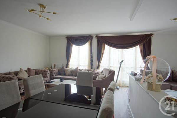 Appartement F5 à vendre  5 pièces - 88,72 m2 CHOISY LE ROI - 94