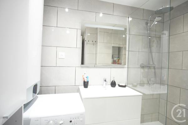 Appartement F5 à vendre  5 pièces - 88,72 m2 CHOISY LE ROI - 94