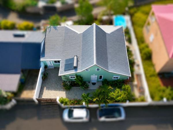Villa F4 100m² et studio indépendant 25m² - Plateau Caillou