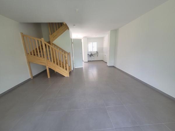 Maison mitoyenne T4 avec jardin privatif