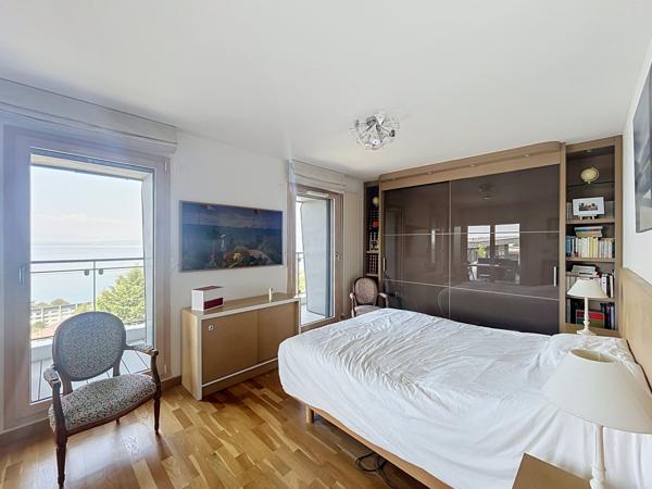 Vente Appartement de luxe Évian-les-Bains 4 Pièces 119 m²