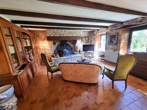 Maison Riec Sur Belon 9 pièce(s) 320 m2