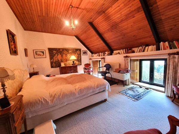 Maison Riec Sur Belon 9 pièce(s) 320 m2