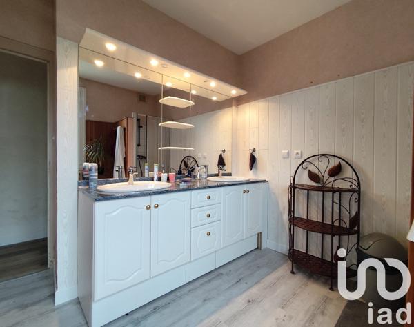 Maison à vendre 5 pièces 95 m² Bressuire