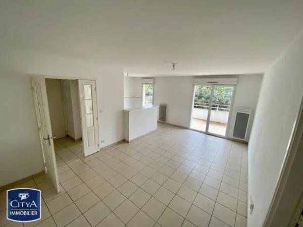Appartement à louer 2 pièces 53.55m² Saint-Avertin (37550)