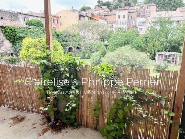 Immobilier Salernes (83690) – Maison de village 100m2 – 217 000 €