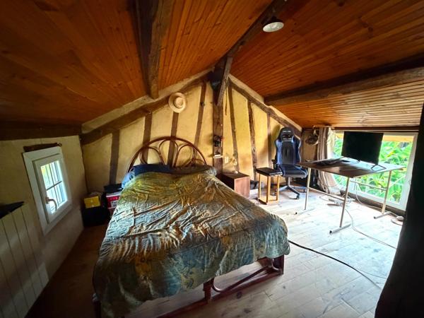Domaine plein de charme de 250M2 avec dépendances et gîte dans un écrin de verdure Proche de MONT DE MARSAN au HOUGA