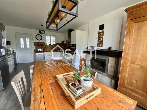 Maison de 119 m² avec 4 chambres, 2 salles de bain et une véranda