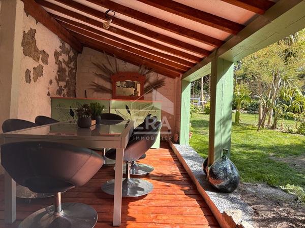 Maison d'exception avec jardin exotique face à la Cité de Carcassonne