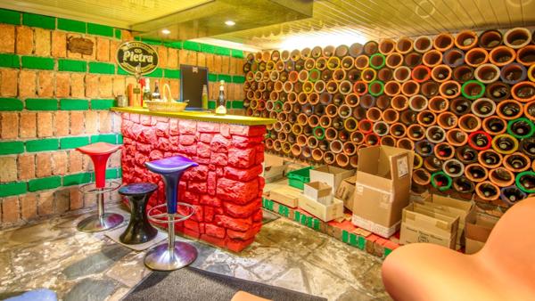 Dpt Haut-Rhin (68), à vendre MULHOUSE maison d'architecte 372 m2 dans son magnifique jardin