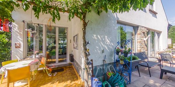 Dpt Haut-Rhin (68), à vendre MULHOUSE maison d'architecte 372 m2 dans son magnifique jardin