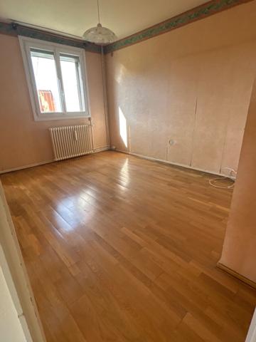 Maison familiale de plain-pied 83 m² aux Charreaux