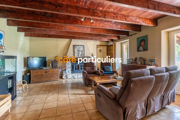 Vente Maison125 m² - 6 Pièces - MOUCHAMPS (85640)