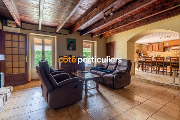 Vente Maison125 m² - 6 Pièces - MOUCHAMPS (85640)