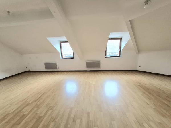 Maison à vendre 7 pièces 112.75m² Condé-sur-l'Escaut (59163)