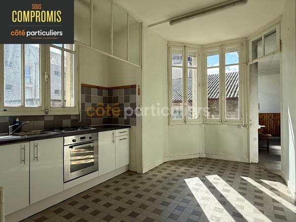 Vente Maison110 m² - 6 Pièces - LAVAL (53000)