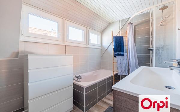 Maison à vendre    5 pièces •  Stutzheim-Offenheim