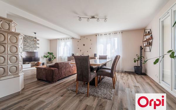 Maison à vendre    5 pièces •  Stutzheim-Offenheim