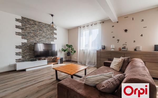 Maison à vendre    5 pièces •  Stutzheim-Offenheim