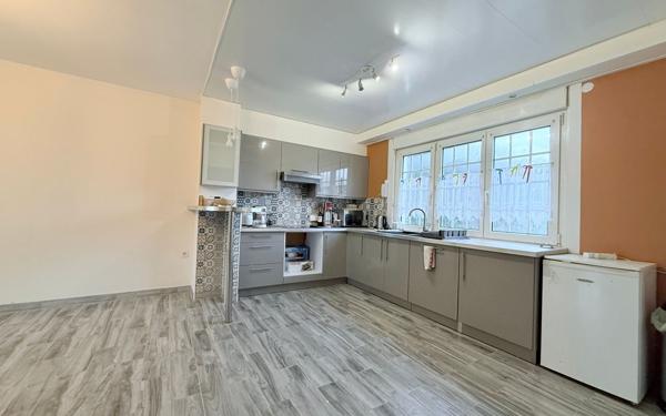 Maison à vendre    4 pièces •  Guise