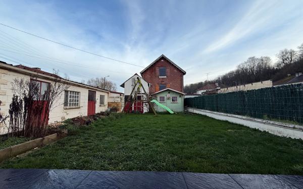 Maison à vendre    4 pièces •  Guise