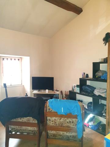 Appartement 85 m² à vendre 3 pièces BURIE (17)