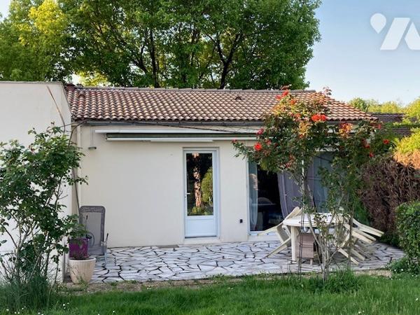 POITIERS, maison de plain pied en bon état
