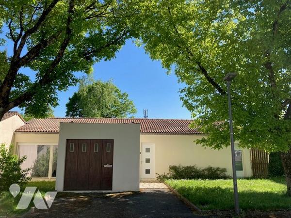 POITIERS, maison de plain pied en bon état