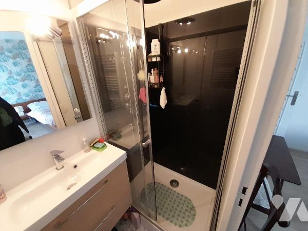 POITIERS, maison de plain pied en bon état