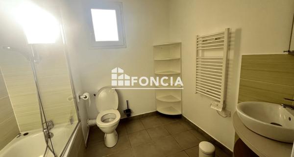 À vendre Appartement 2 pièces 33.85 m² - La Londe-les-maures 83250