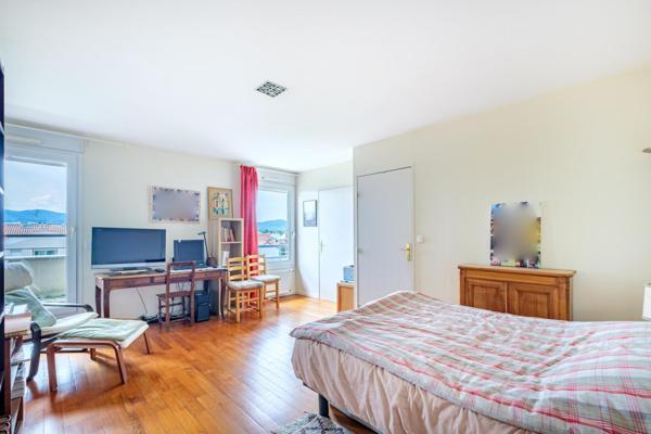 Appartement à CRAPONNE, 69290 - 3 pièces 89m²