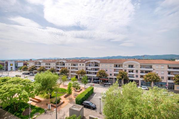 Appartement à CRAPONNE, 69290 - 3 pièces 89m²