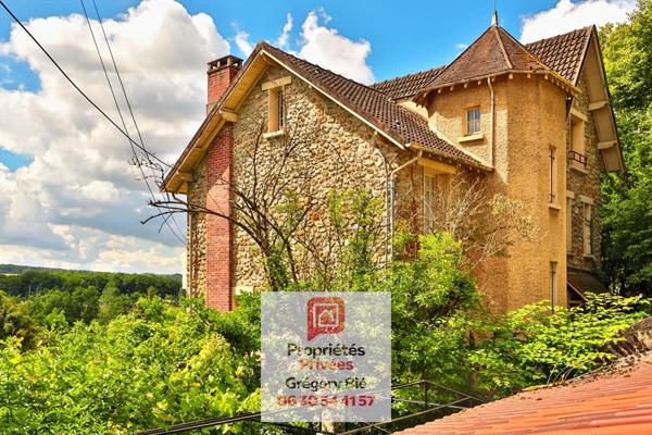 Maison bourgeoise 7 pièce(s) 220 m2