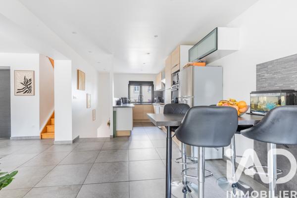 Maison à vendre 6 pièces 130 m² Villeneuve-Saint-Georges