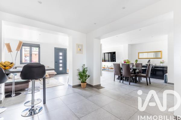 Maison à vendre 6 pièces 130 m² Villeneuve-Saint-Georges