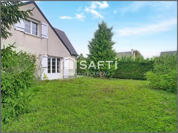 Belle construction traditionnelle à rafraichir.