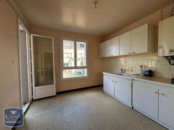 Appartement à louer 2 pièces 55.59m² Brive-la-Gaillarde (19100)