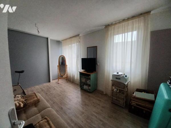 Vente local commercial et appartement