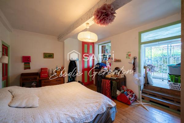 Maison de village familiale avec jardin