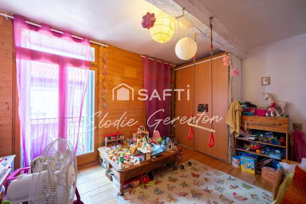 Maison de village familiale avec jardin