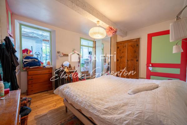 Maison de village familiale avec jardin