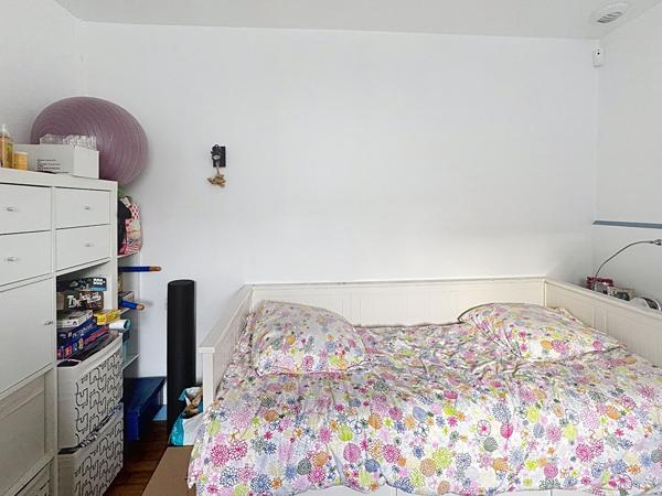 Nantes Sud, Maison de charme deux chambres, garage, dépendance, busway et commerces