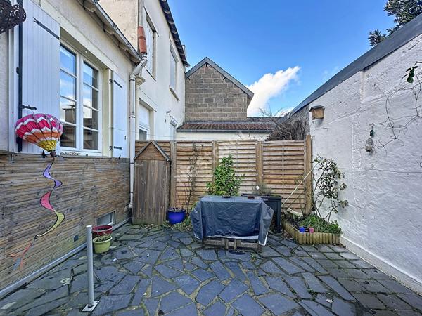 Nantes Tortière - Maison de ville 95m², 2 chambres, cour et sous-sol