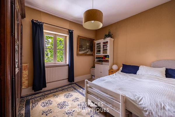 Ancien corps de ferme en pierre avec appartement indépendant