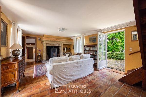 Ancien corps de ferme en pierre avec appartement indépendant