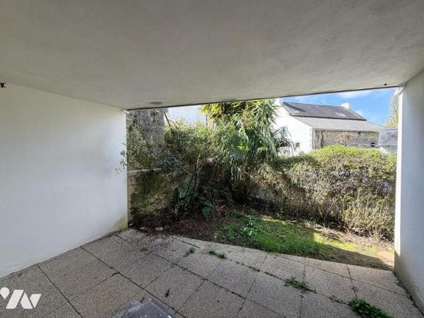 Appartement Type 3 avec 2 chambre , Terrasse avec jardin et un garage attenant fermé 