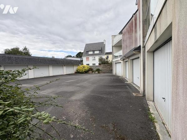 Appartement Type 3 avec 2 chambre , Terrasse avec jardin et un garage attenant fermé 