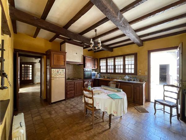Maison bourgeoise à 20 mn d'Auch 315 m2, 6ha